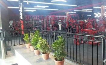Rashaqa Life Fitness Sports Center