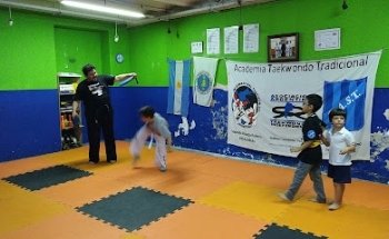 Academia Taekwondo Tradicional