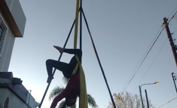 Sakura Escuela de Acrobacias Aéreas