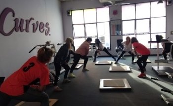 Curves Lacroze - El Gym de la Mujer