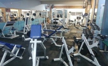 Da Vinci C A F - Pileta Climatizada