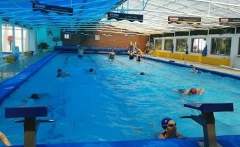 Pileta de Natación VIDA ACUÁTICA Espacios de Acción. COMPLEJO PILETAS + PILETA HIPÓLITO