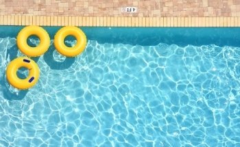 Fabrica de luces para piscinas