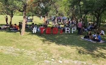 Entrada Andonaegui Parque Sarmiento