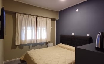 Anchorena 1117 Hotel Suite & Hostel