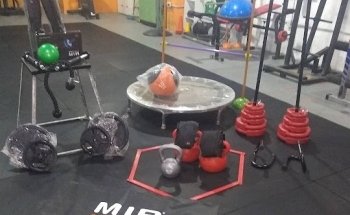 Ágora pilates y gimnasio