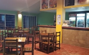 Recreo/Parador La familia - paseo del Río Ramallo