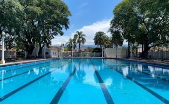 Natatorio Juan Domingo Perón