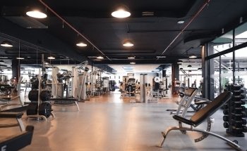 AVANT CLUB Gym & Padel