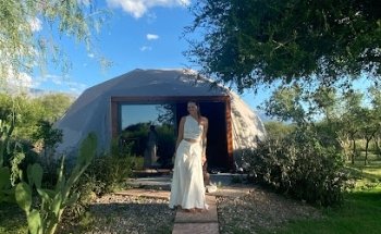 Cabañas & Yoga Complejo Bandera Blanca