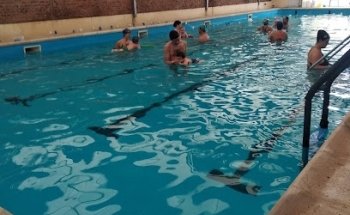 Piscina gimnasio Laprida