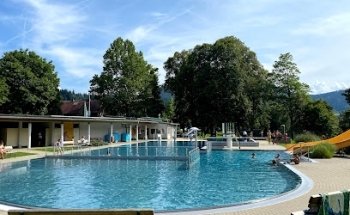 Schwimmbad Weyer
