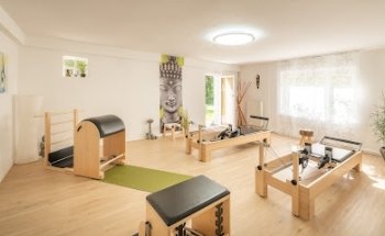 Dotriyoga - Yoga & Pilates Studio Maria Gugging