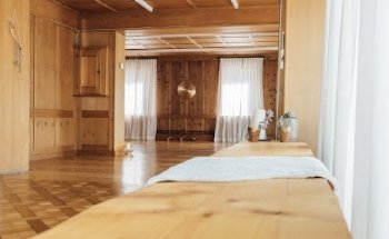 Vitalothek: Massage-Yoga-Gesundheit