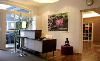 Pure Energy Zentrum, Yoga Studio, EMS Körperformung Training, Energetische Gesundheitspraxis, Massagen