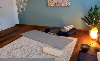 Nina Steinegger - YIN Yoga Salzburg