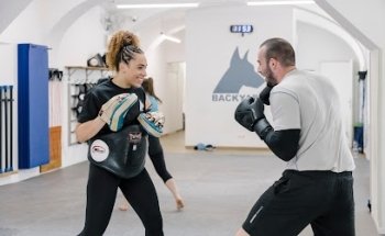 Backyard Club Vienna