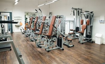 Letsfit Fitnessstudio