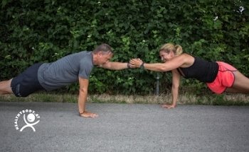 Healthy Body by Karin Grünauer