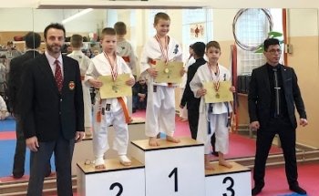 Kyokushin Karate SAMURAI - Karate, Kickboxen, Thaiboxen, Boxen.