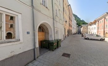 Margarethe Hlawa-Grundner,Geigerin,Yoga, Kulturveranstalterin