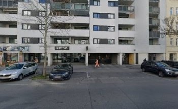 Angicamaro. Roland Leimer Boote: Yoga und Pilates mit Annemarie