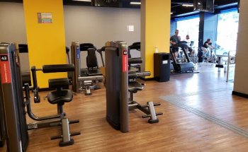 Academia Smart Fit - Av Presidente Wilson