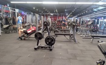 Selfit Jardins: Musculação, Funcional, HIIT, FitDance, Muay Thai, Academia, Aracaju, SE