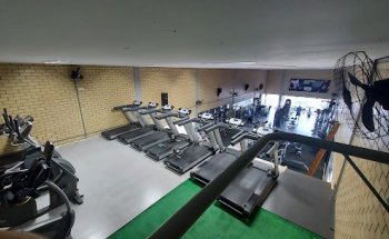 Academia Evolução Corporal - Vila Nova