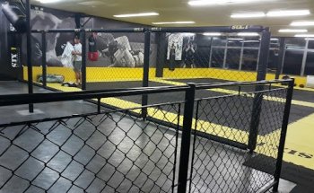 ACADEMIA SIX1 FITNESS & LUTAS