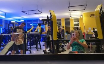 Fit Club Gold Academia