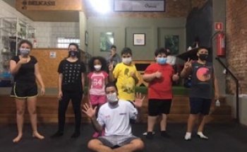 BOX FIT Karina Meneguini