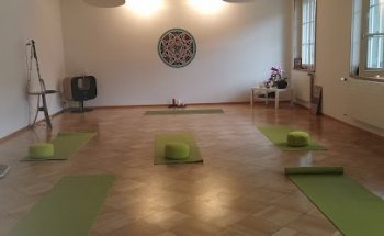 Yoga Gleis 108