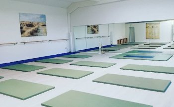 Delphin Schule für Bewegung