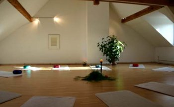 Hatha Yoga, Yoga und Bewegung: Teresa Hasler, Regula Krähenbühl