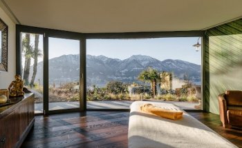 Chiva Sun Holistic Healing Center & Spa | Yoga Ferien, Workshops, Retreats, Massagen & Wellness