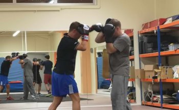 Krav Maga Mittelland - SAMI Combat System (Selbstverteidigung, Krav Maga Concept, Kickboxing, Boxing, Sicherheitstraining, TCS Knife Fighting Concept, Fitness, Fitboxing, Cross-Training, Pfefferspraykurs)