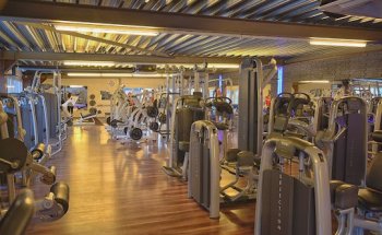 Fitness WAREHOUSE GYM