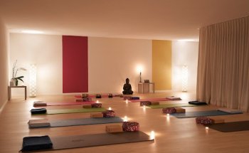 Yogahappiness Nidau