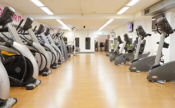 Let's Go Fitness (Bern Lady)