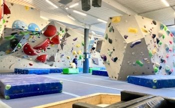 Sparta bouldering & Bar