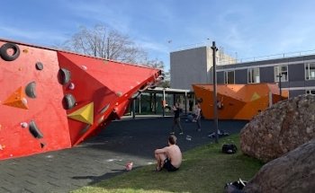 Bouldering wall (only ETH and ASVZ)