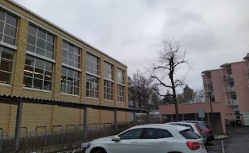 Dreifachturnhalle Waldegg