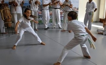 Capoeira Gland, atelier marimbondo capoeira