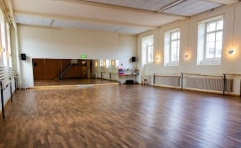 move and dance Group Fitness Studio
