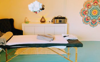 Rapha Massage Therapy & Movement Practice