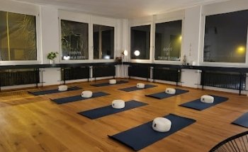 Studio Here & Now, Yoga & Movement, Arbon