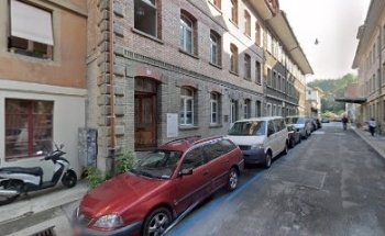 Hatha-Kundalini Yoga Julia Kohl