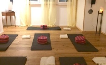 Sonatura Yoga & Massage
