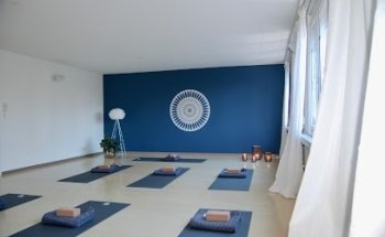 Shanti Yoga